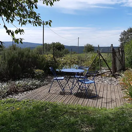 בית נופש Ecogite Entre St Antonin Noble Val Et Najac, Familial Et Vue Magnifique *